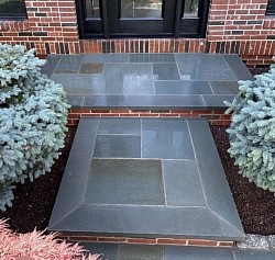 Hardscape landing walkway
